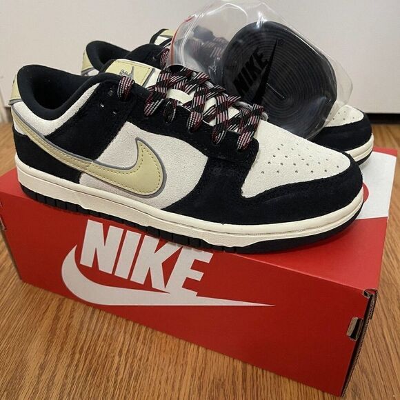 NEW! Nike Dunk Low LX Black Suede Team Gold Wmns size 6.5 men size 5 DV3054-001 - Picture 8 of 10